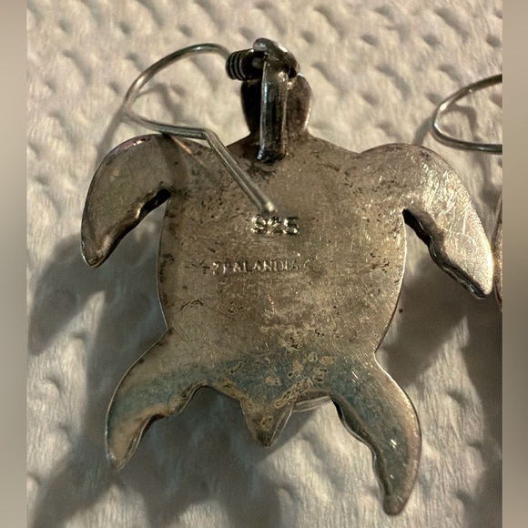 Zealandia Mammoth Tusk Silver Sea Turtle Handmade Earrings - Picture 6 of 7